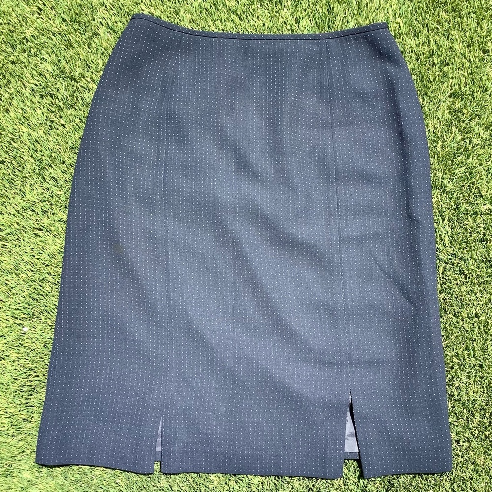 Le Suit Navy Blue Rayon Blend Knee-Length Pencil Skirt, Size 8​